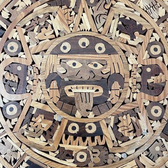 Wood Mosaic Round Wall Art of Aztec Calendar Cuauhxicalli - Picture 3 of 8